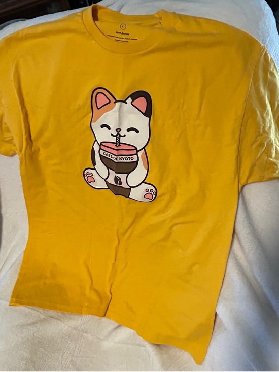 Cats of Kyoto Tops - Yellow Japanese Cat Graphic Tee / Cats of Kyoto